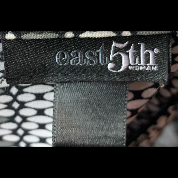 East 5th Blouse Ruffle Short Sleeve Size 1XG - Picture 8 of 9